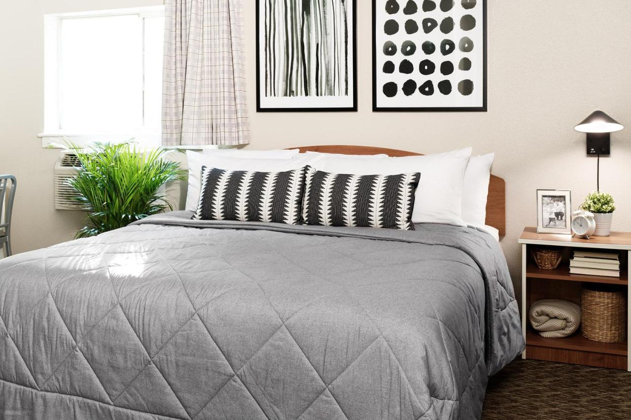 Intown Suites Extended Stay Greensboro Nc - Lanada Exteriör bild