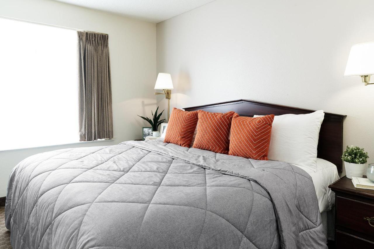 Intown Suites Extended Stay Greensboro Nc - Lanada Exteriör bild