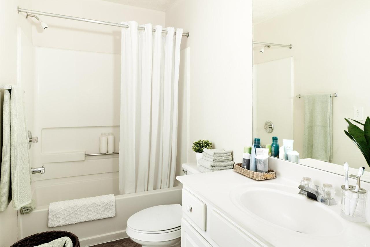 Intown Suites Extended Stay Greensboro Nc - Lanada Exteriör bild