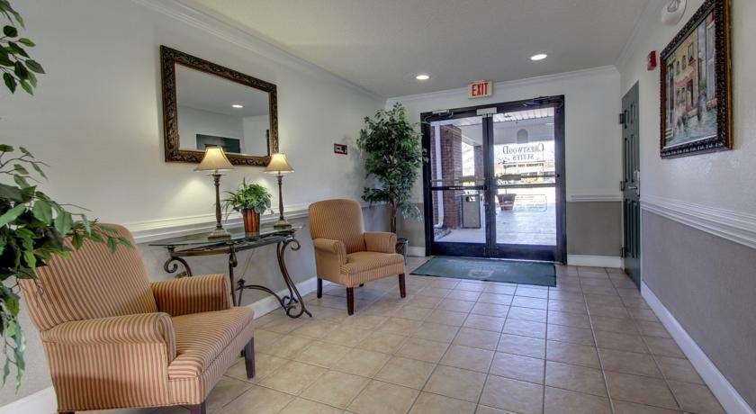 Intown Suites Extended Stay Greensboro Nc - Lanada Inreriör bild